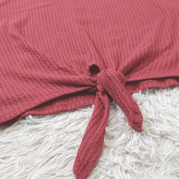 Anthropologie Paper Crane Waffle Knit Tie Front Oversized V-Neck Tee Rust Red S - Picture 3 of 6